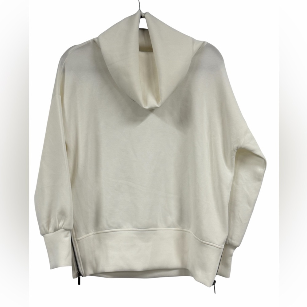 Cable & Gauge Studio Cream cowl neck sweater size Medium
